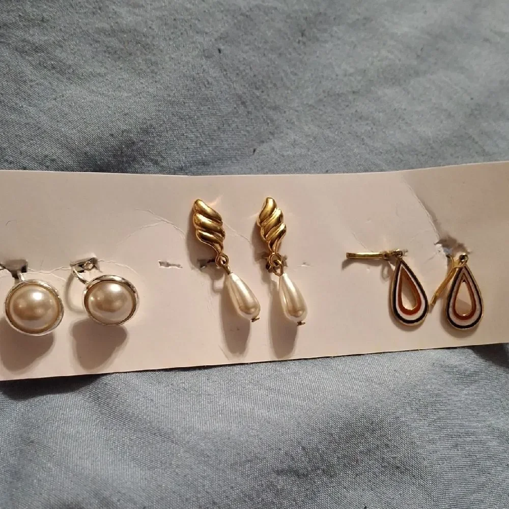 Vintage Clip-on Gold and Pearl Drop Earrings Set Of 3 (Ear059)